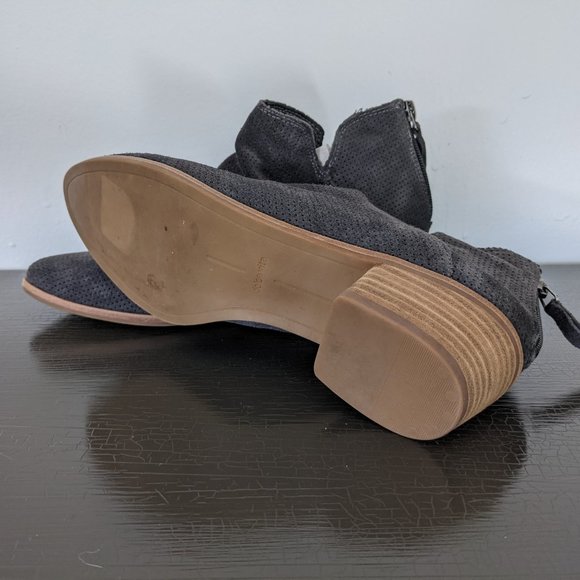 Dolce Vita Karsen Bootie Women's Size: 8 - Picture 4 of 6